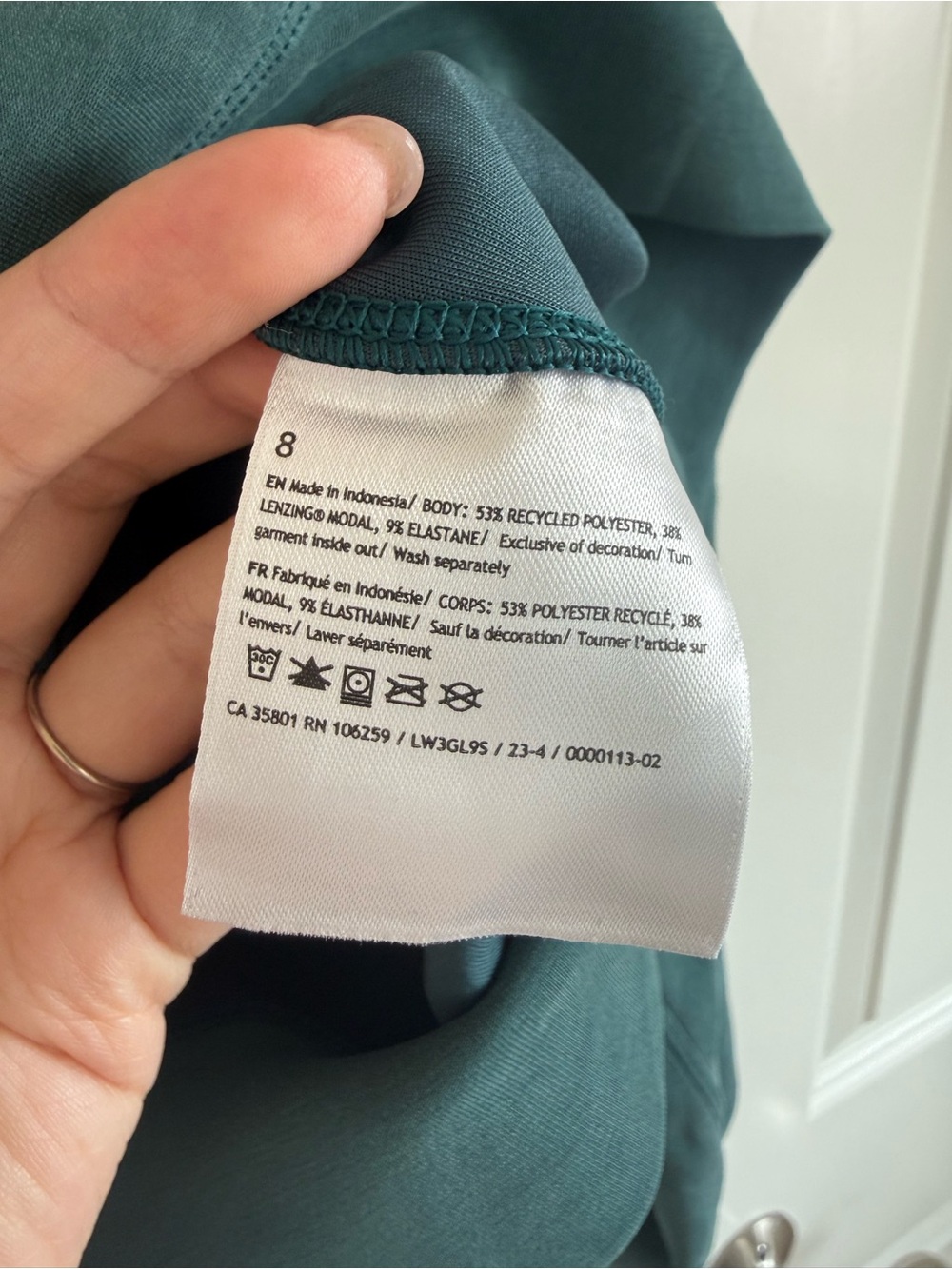 lululemon athletica Softstreme Perfectly Oversized Cropped Crew - Picture 3 of 8